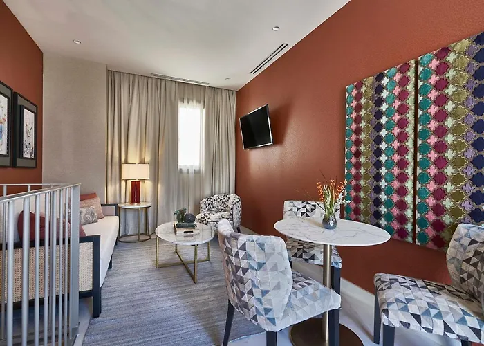 Apart Otel Vincci Molviedro