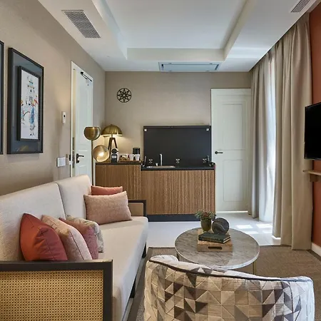 Vincci Molviedro Aparthotel